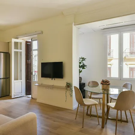 Victoria Center Apartment *