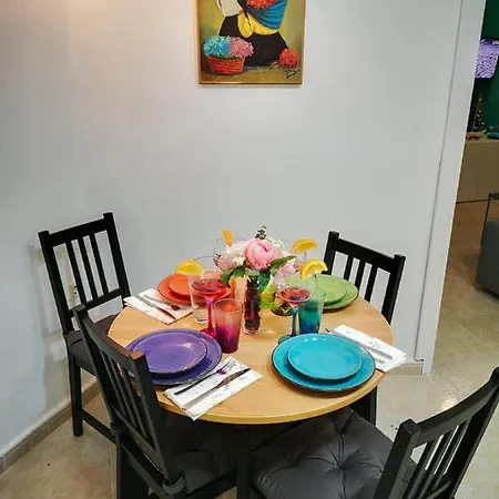 Victoria Center Apartment